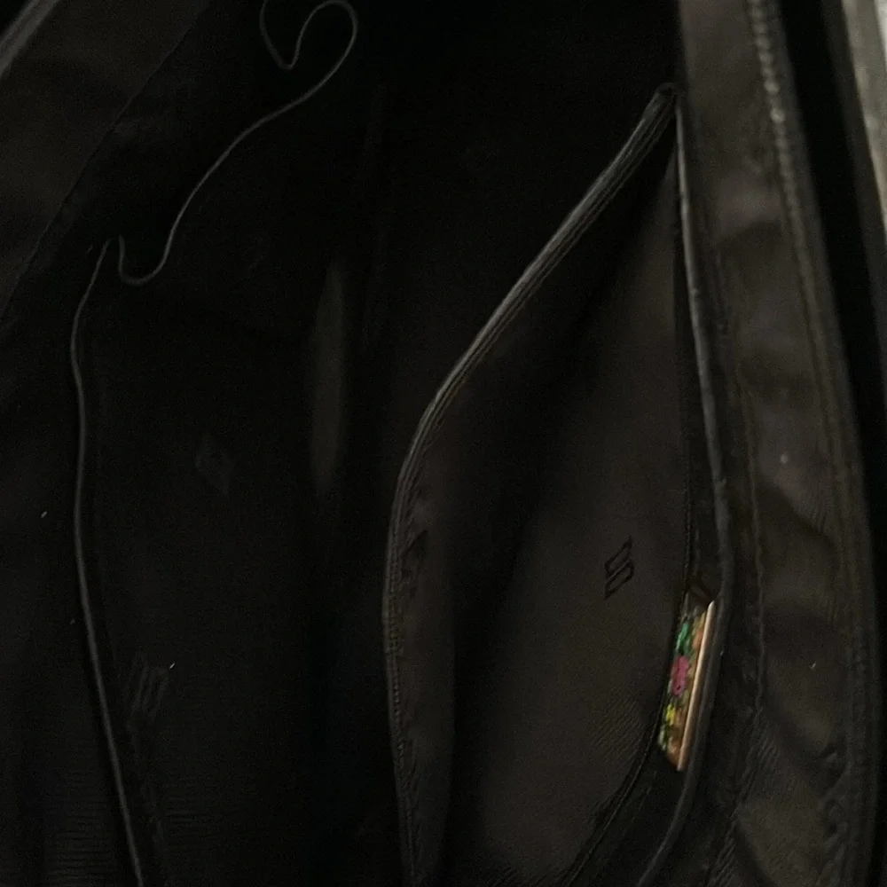 Preloved Handbag - Picture 3 of 7